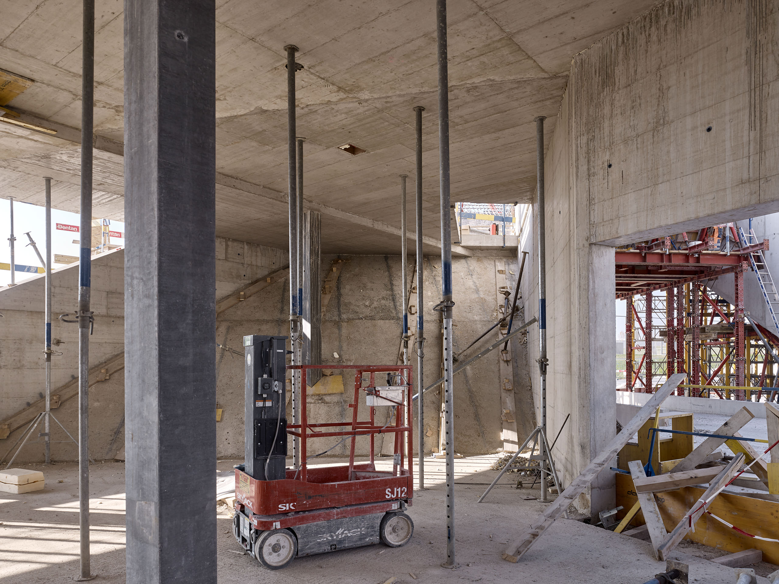 Stade de la Tuilière, Lausanne